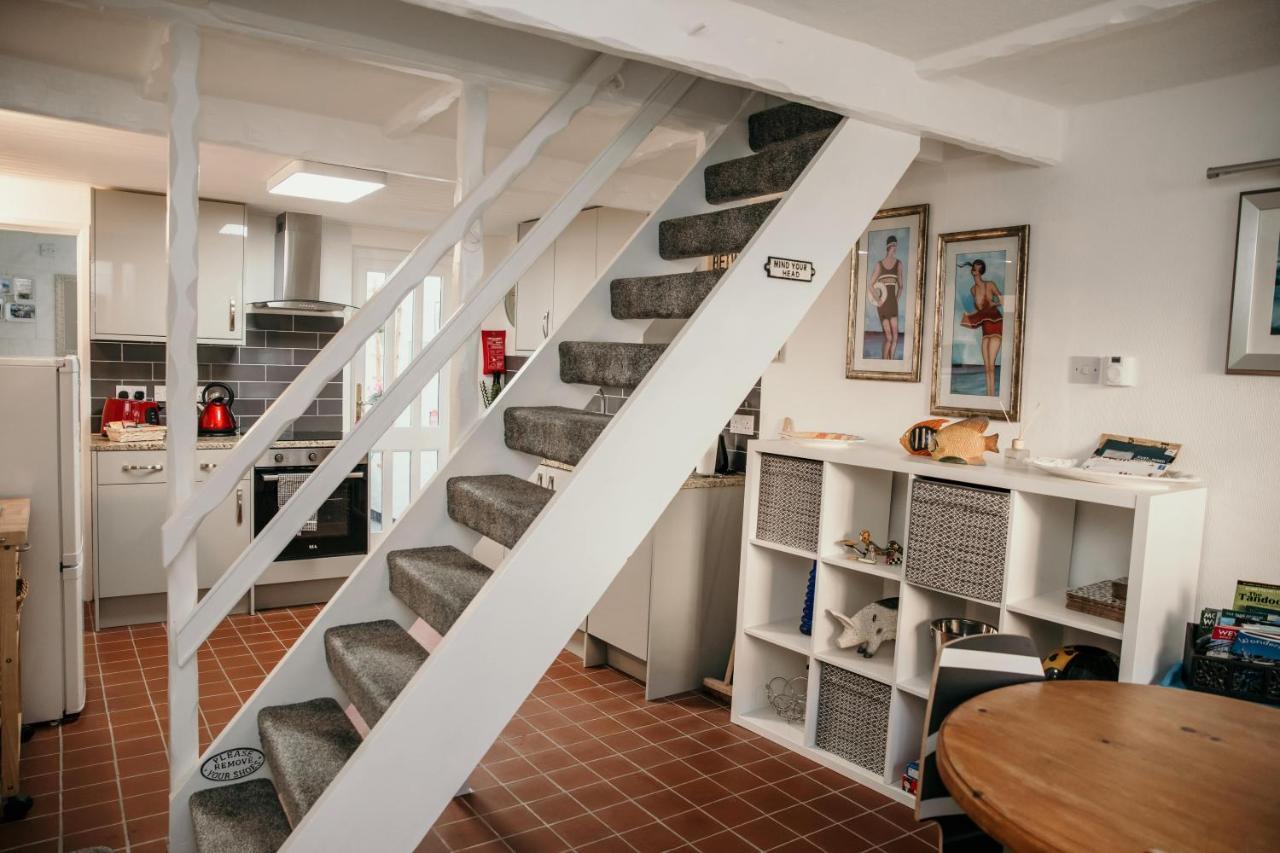Seatown, Beautiful Townhouse In Central 韦茅斯 外观 照片