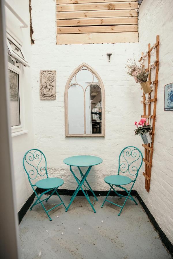 Seatown, Beautiful Townhouse In Central 韦茅斯 外观 照片
